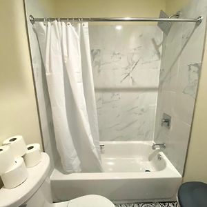 Budget King Room